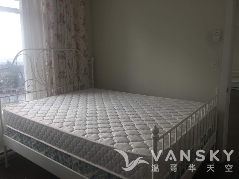 220913071825_Bedroom 1.JPG